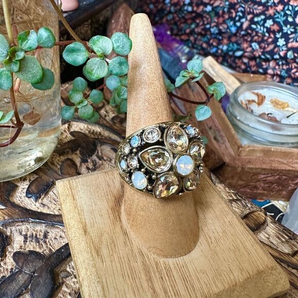 Heidi Daus Crystal Statement Ring Size 10 - Picture 3 of 9